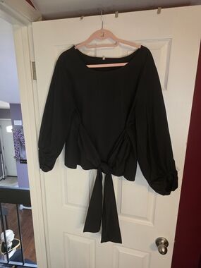 Black Tie-Front Women's Top